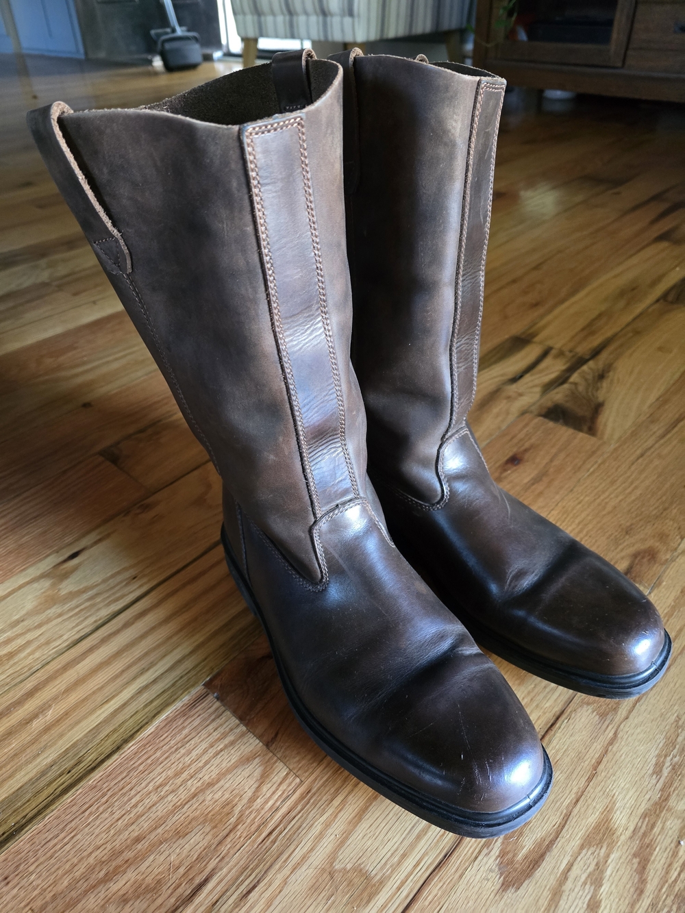 Blundstone Men's Dark Brown Leather Pull-On Boots